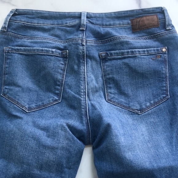 Mavi Jeans Co. Kerry Ankle Mid Rise Distressed Straight Leg Size 27 - Picture 9 of 13